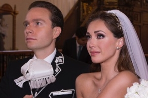 Anahí e Velasco se casam